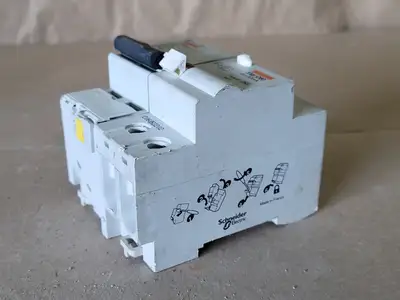 Used MERLIN GERIN C60N Switchgears British Columbia CA | Lenmark #239037