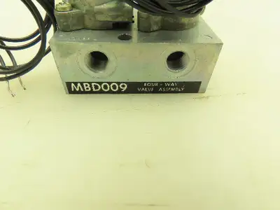 Honeywell Skinner MBD009 Solenoid Valve 4-Way Assembly NO 12VDC 150 PSI MBD005