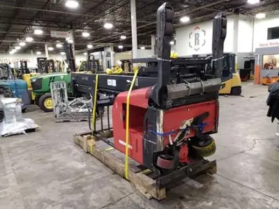 USED 2020 RAYMOND 750 DR32TT