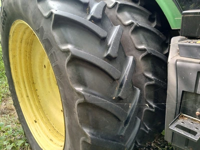 Used 2013 JOHN DEERE 7215R Tractors & Trailers Florida US | Proxy Equipment #1377960