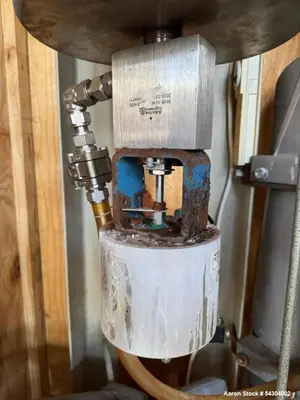 Used Autoclave Engineers 5 Gallon High Pressure Reactor System – 1900 PSI Jacket