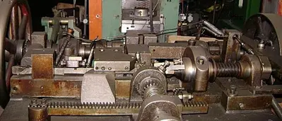 3191 Clover Large Curb Style Chain Machine, Tooled for Cable Chain