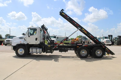 Used 2018 FREIGHTLINER 114SD Rolloff Trucks Texas US | Roll Off Truck World #1491745