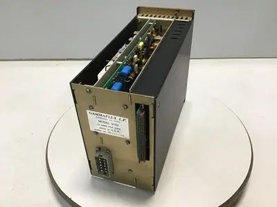 USED HUSKY 9152