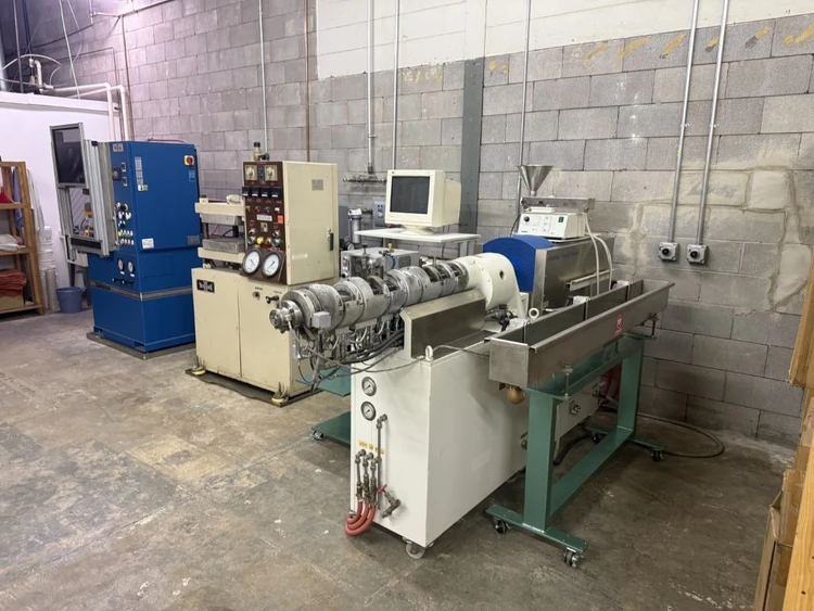 Used INSTRON _UNKNOWN_ Extruders | Arlington Machinery #875978