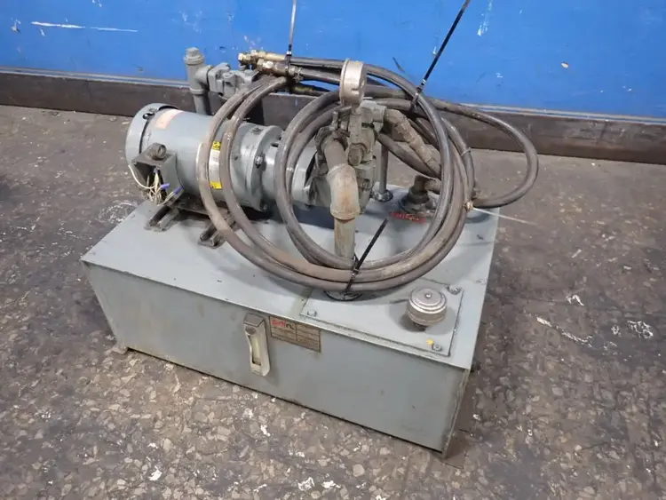 Used POWER DRAULICSNIELSEN INC 9007V1M34 Pumps Ohio US | HGR 24 #792006