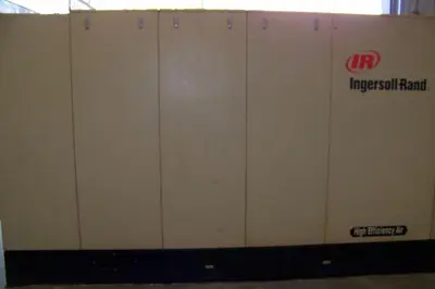 USED INGERSOLL-RAND SSR XFE 400 2S