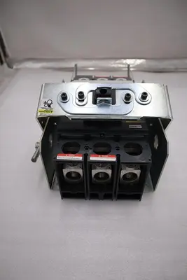 SQUARE D POWERPACT LJL36400U31XLY CIRCUIT BREAKER 400AMP STOCK H1720