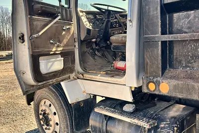 Used 1993 FORD L-9000 Dump trucks North Carolina US | Proxy Equipment #1382889