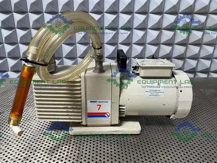 Used WELCH 7 8920A DIRECTORR DIRECT DRIVE ROTARY VANE MECHANICAL VACUUM PUMP 115/230V Vacuum Pumps | Equipment Lab #486057