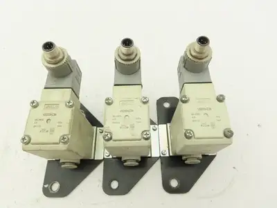 SMC VX230HZ3A 2-Way Solenoid Valve NC 24VDC 3/8" Push Connect  Lot of 3