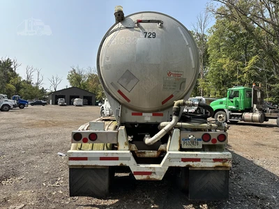 Used 1990 POLAR _UNKNOWN_ Tanker Trailers Indiana US | Lakeshore Equipment Sales #1546590
