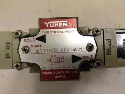 USED YUKEN DSG-01-2B0-A100-4027