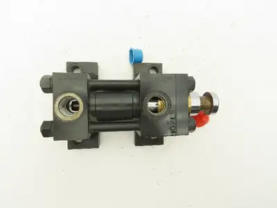 Used YATES _UNKNOWN_ Hydraulic Cylinders | Arrow Industrial #632389