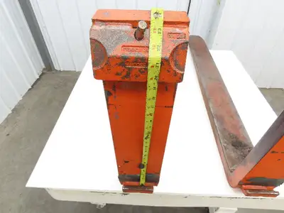 Used CASCADE _UNKNOWN_ Forklift Attachments Indiana US | Arrow Industrial #1366961