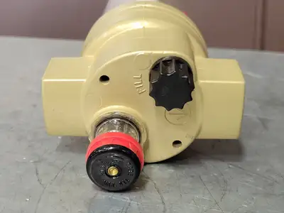 USED AMFLO 2235