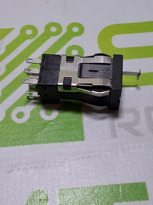 UNIVERSAL INSTRUMENTS 42475501 PUSH BUTTON SWITCH - BRAND NEW