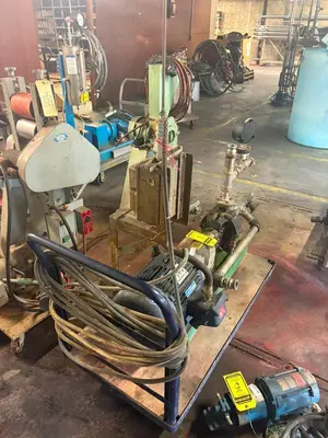 Used _UNKNOWN_ _UNKNOWN_ Pumps (liquid, other) Ohio US | Myron Bowling Auctioneers Inc #1504558