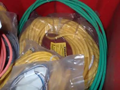Turck  Cables