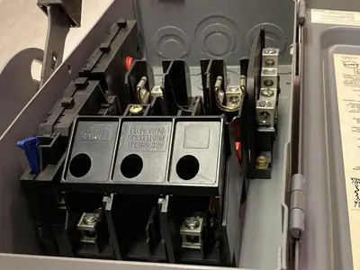 New | in-Stock SQUARE D D222N Miscellaneous Equipment (Electrical & Power) Ohio US | Surplus Asset Holdings #1238750