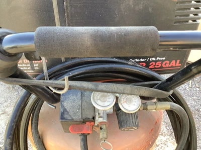 Used _UNKNOWN_ _UNKNOWN_ Air Compressors, Portable Michigan US | Miedema Asset Management Group #1576193