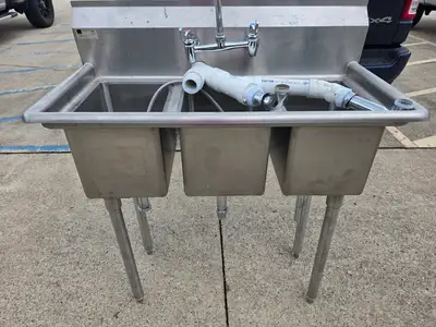 Used Elkay Used Elkay 39" X 19.75" 3 Compartment Stainless Steel sink with Faucet - SS412 Sinks Illinois US | Falcon Restaurant Supply #1373528