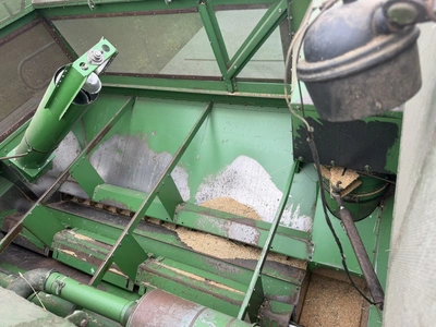 Used JOHN DEERE TURBO 8820 COMBINE Combines Michigan US | Miedema Asset Management Group #1443311