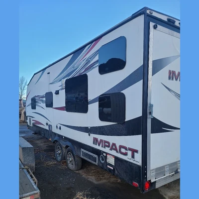 USED 2015 KEYSTONE RV IMPACT 260 TOY HAULER