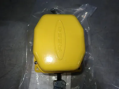 NEW REED 04944040