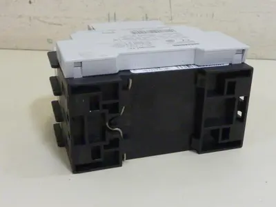 USED SIEMENS 3RV1 021-0GA10