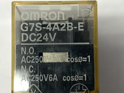 USED OMRON SAFETY RELAY 24V 10A