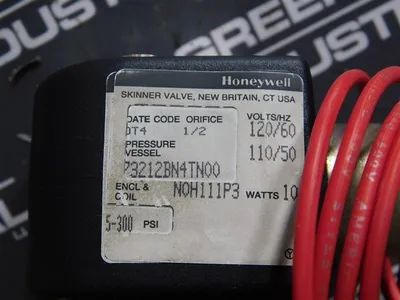 Honeywell 73212BN4TN00N0H111P3 Skinner Valve 1/2" NPT 5-300 PSI 10W New