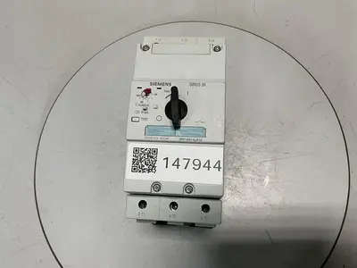 USED SIEMENS 3RV1041-4JA10