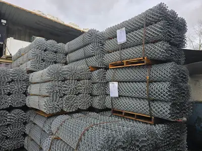 Chain Link Mesh Rolls, 2" x 2", 6 Gauge Galvanized 5' x 30'