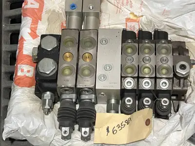 Hydraulic Valve Bank