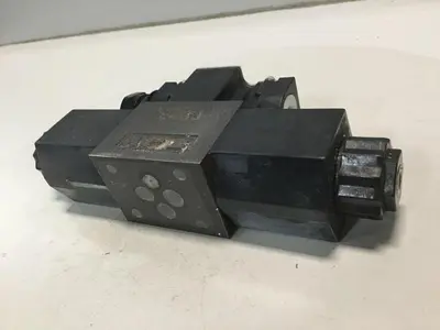 USED YUKEN DSG-01-3C4-D24-5072