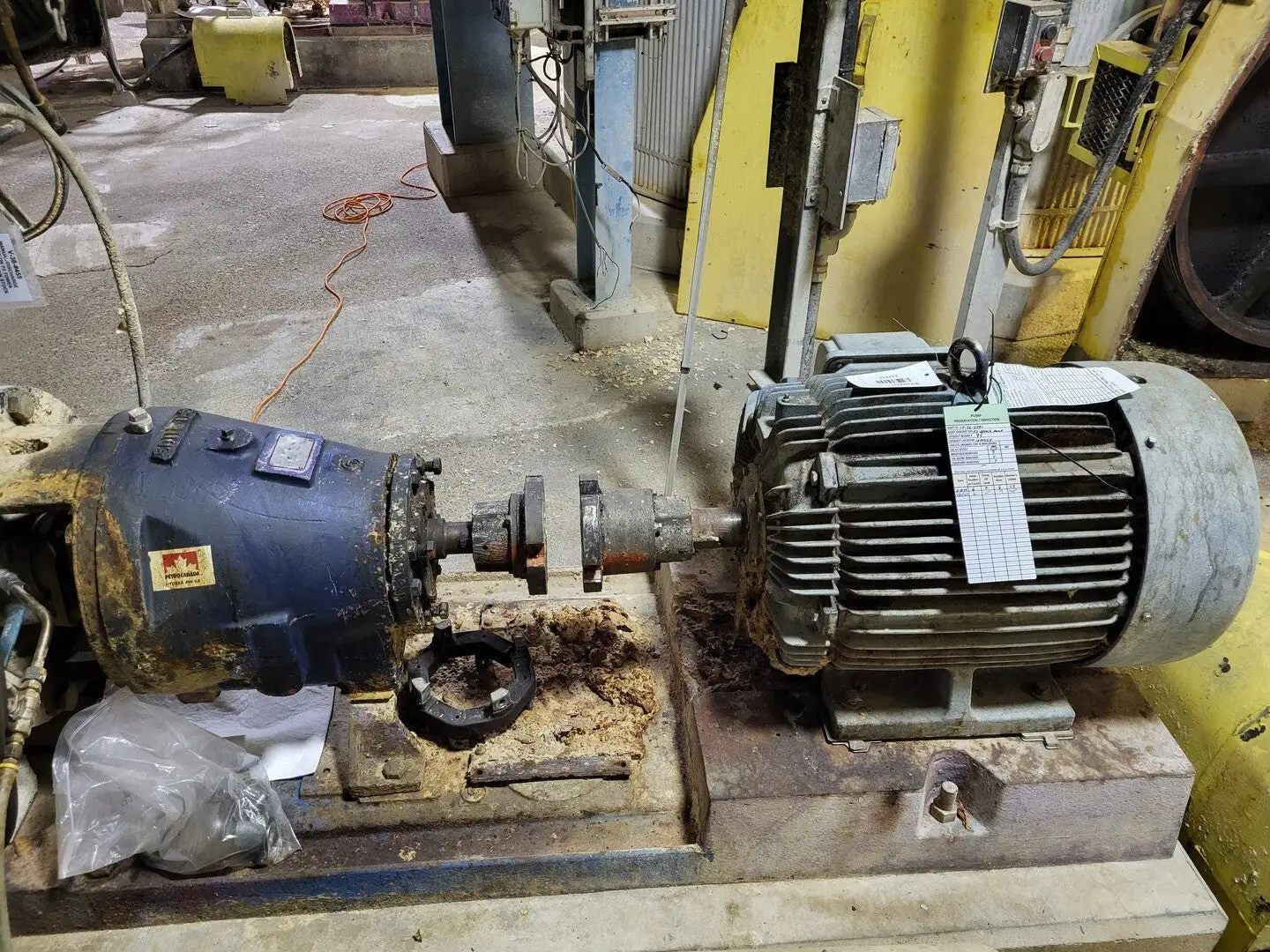 USED GOULDS 3175