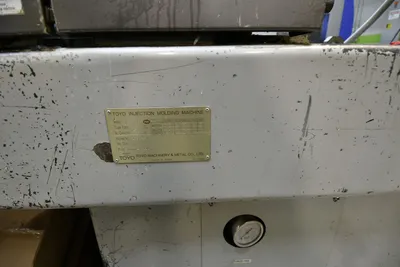 2006 TOYO TM-500H2 Injection Molding Horizontal/Vertical | Machinery Network (11)