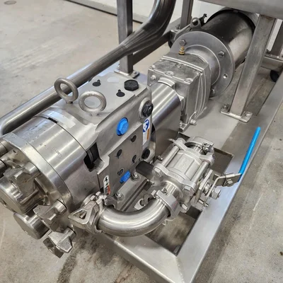 Pump Waukesha SPX Model 30 With Tank 80 Lit # 84970
