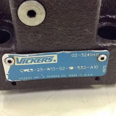 USED VICKERS CVCS25W13S210S32A10