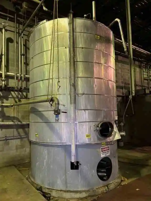 6400 gallon stainless steel tank
