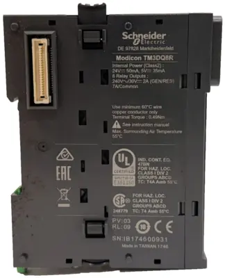 NEW SCHNEIDER TM3DQ8R