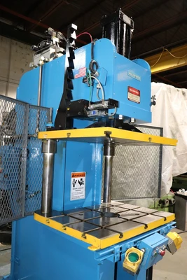 Denison 35 Ton 
				 Hydraulic Multipress