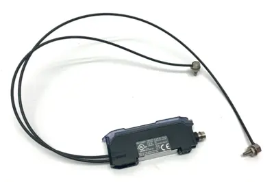 Used KEYENCE FS-V33CP Photoelectric Sensors Michigan US | Maverick Industrial Sales #1493986