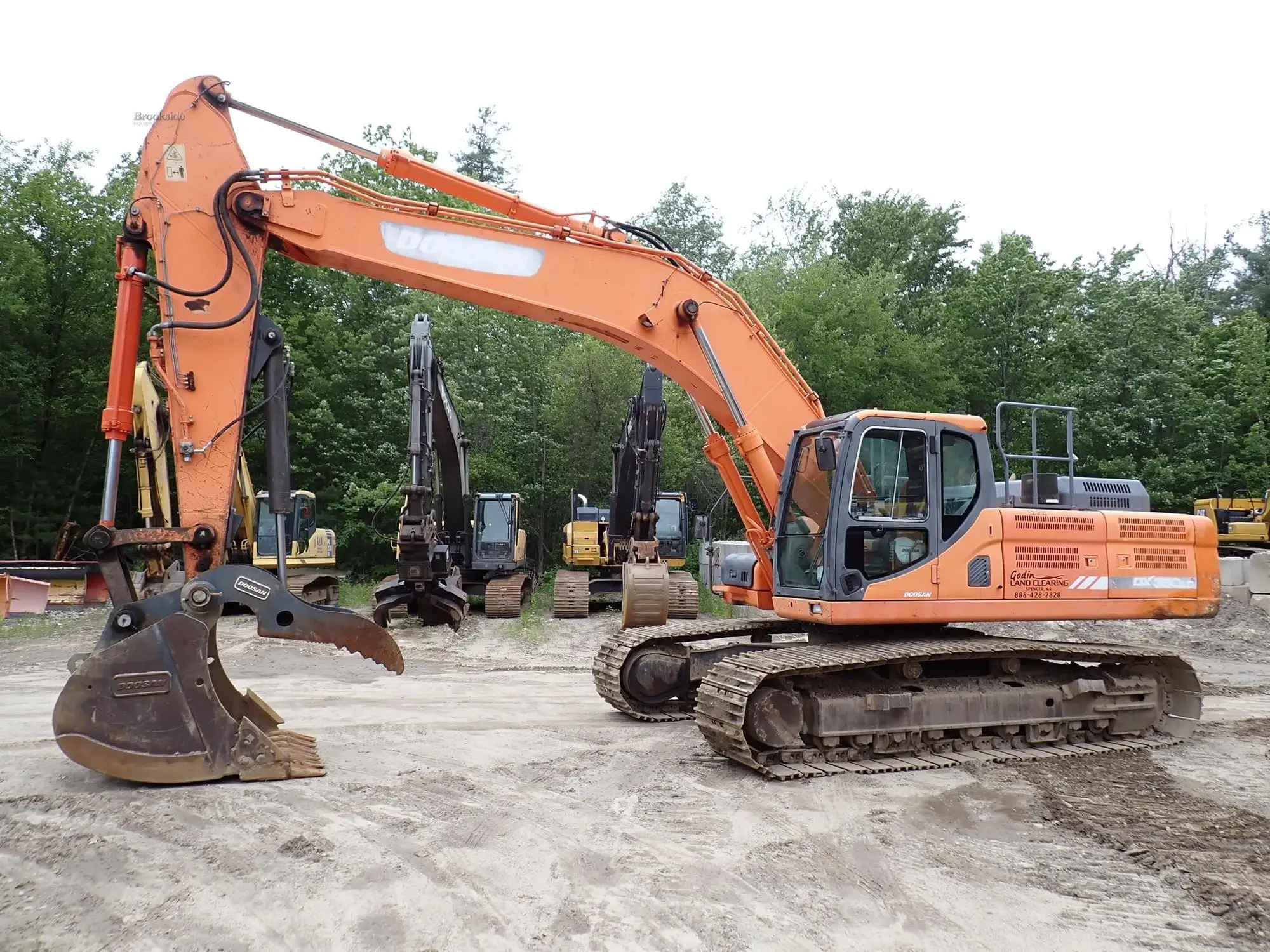 Used 2013 DOOSAN DX350 LC-3 Crawler Excavators Massachusetts US | Brookside Equipment Sales #1422139