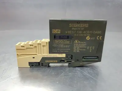 USED Siemens 6ES7138-4CB11-0AB0 SIMATIC S7 Module w/TM-P15C23-A0 Base