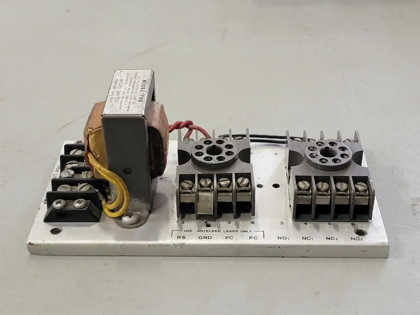 USED MICRO SWITCH TRB