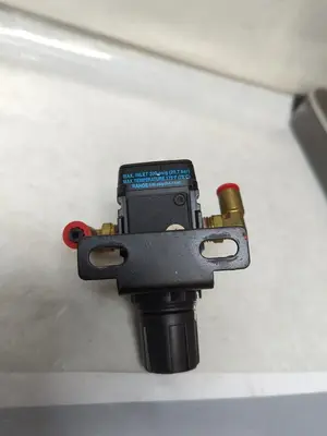 USED WILKERSON R08-02-FOGO