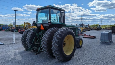 USED 1981 JOHN DEERE 4840