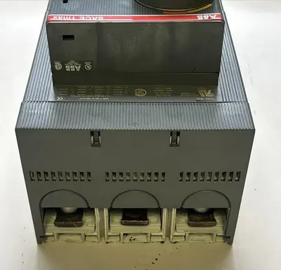Used ABB T5H400 Miscellaneous Equipment (Electrical & Power) | Surplus Asset Holdings #1203317